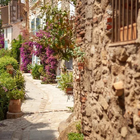 Demeures Kokio 100 M From Sandy Гримо