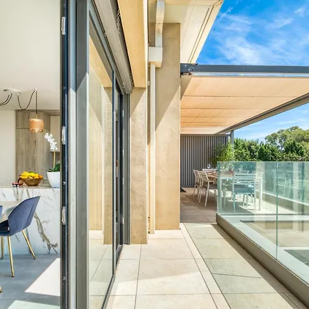 Апартаменты Demeures Kokio 100 M From Sandy