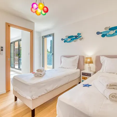 Апартаменты Demeures Kokio 100 M From Sandy *