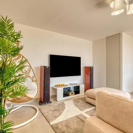 Demeures Kokio 100 M From Sandy Apartamento